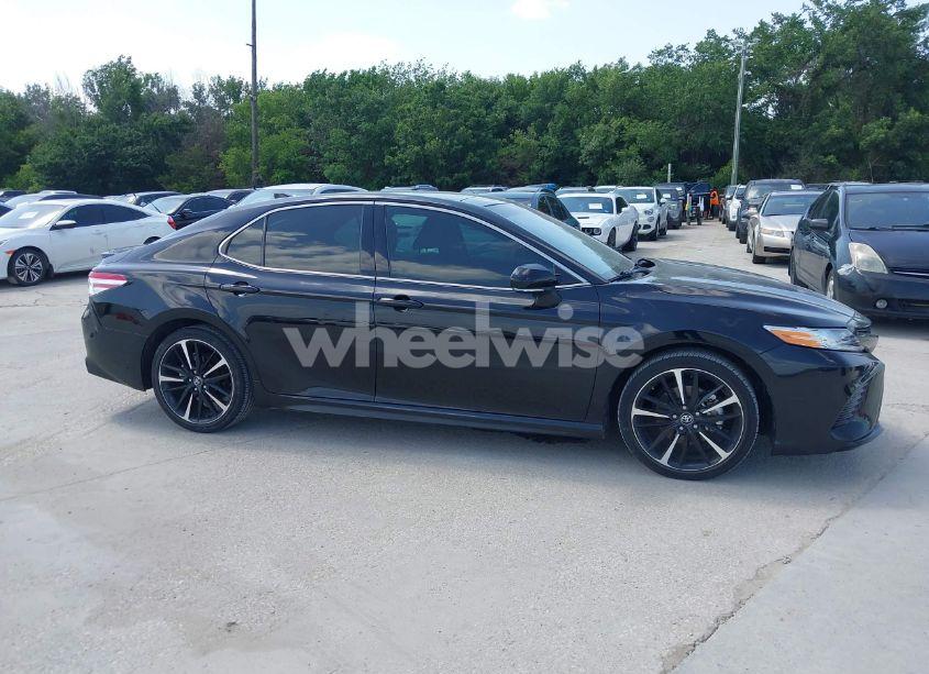 Photo 13 of 2020 Toyota Camry XSE (VIN 4T1K61AK6LU920981)