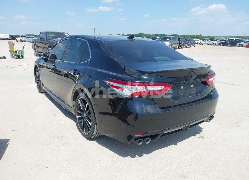Photo 3 of 2020 Toyota Camry XSE (VIN 4T1K61AK6LU920981)