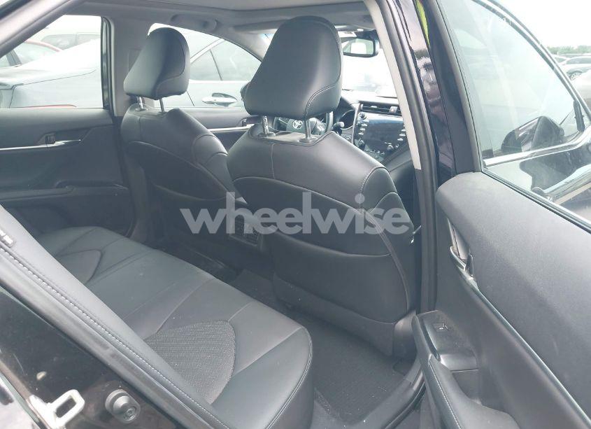 Photo 8 of 2020 Toyota Camry XSE (VIN 4T1K61AK6LU920981)