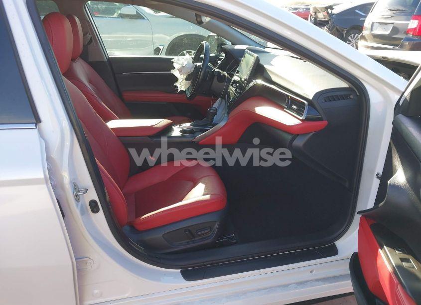 Photo 5 of 2021 Toyota Camry XSE (VIN 4T1K61AK6MU406159)