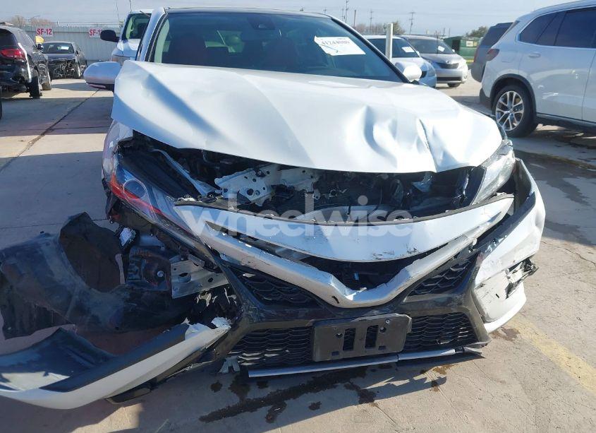 Photo 6 of 2021 Toyota Camry XSE (VIN 4T1K61AK6MU406159)