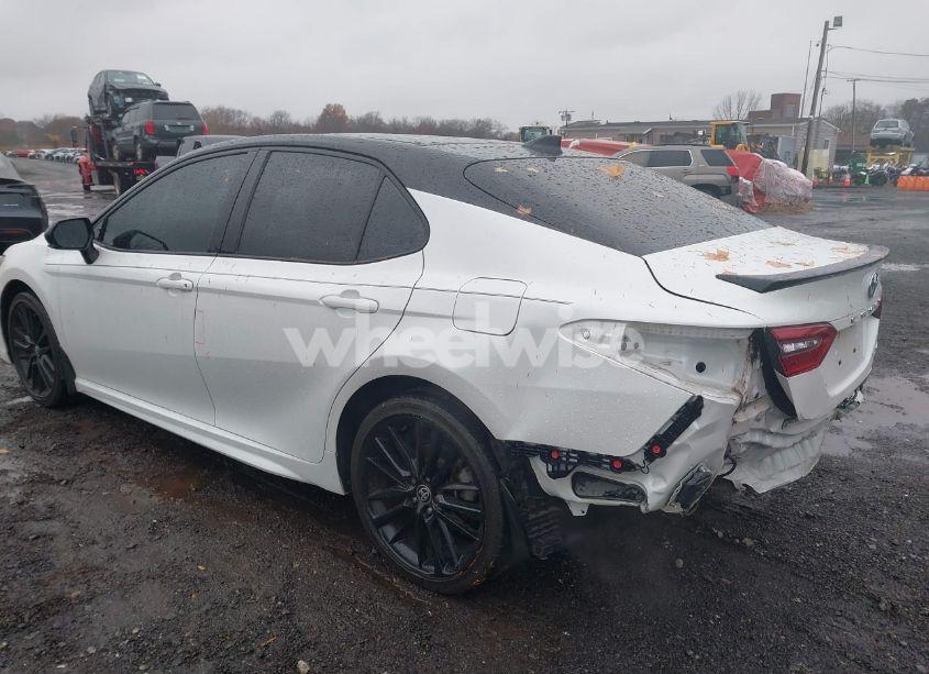 Photo 17 of 2021 Toyota Camry XSE (VIN 4T1K61AK6MU423513)