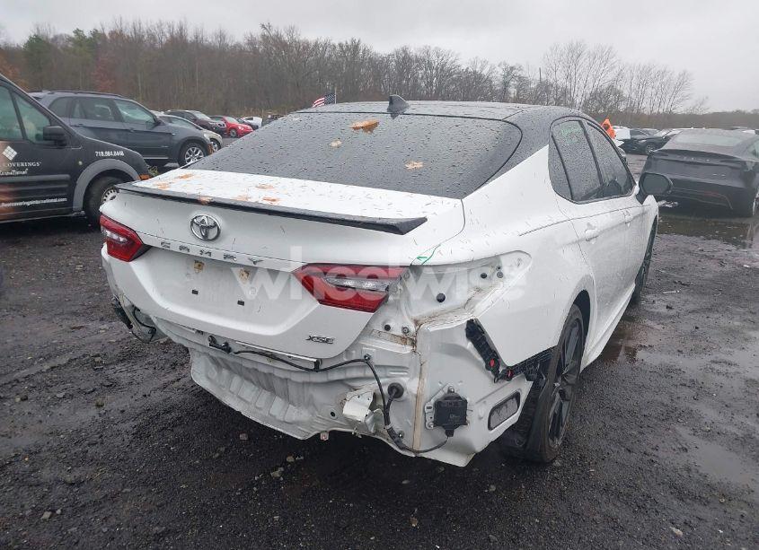 Photo 6 of 2021 Toyota Camry XSE (VIN 4T1K61AK6MU423513)