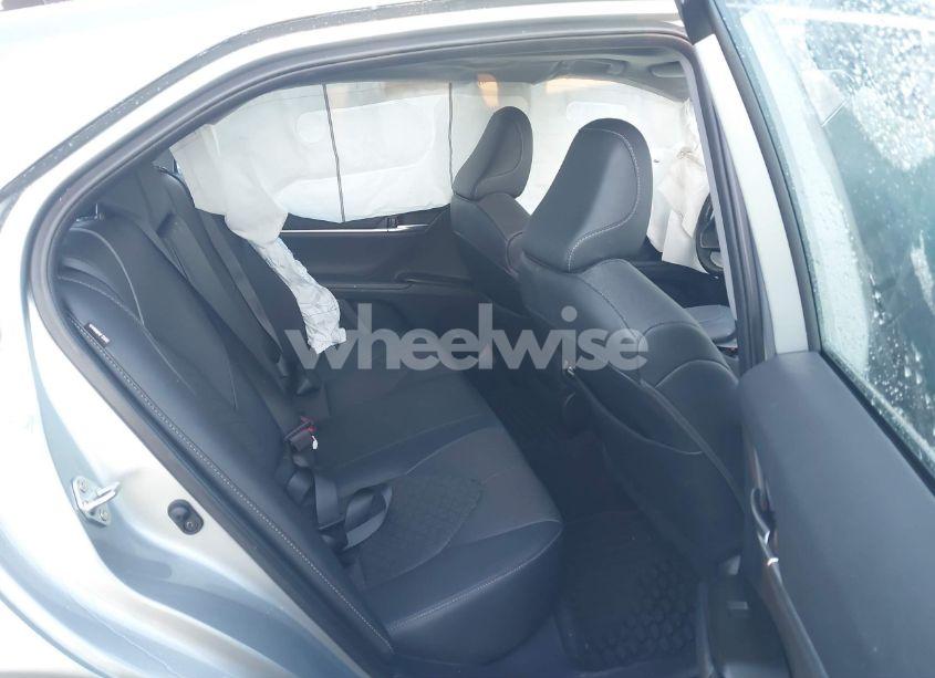 Photo 8 of 2022 Toyota Camry XSE (VIN 4T1K61AK6NU004773)