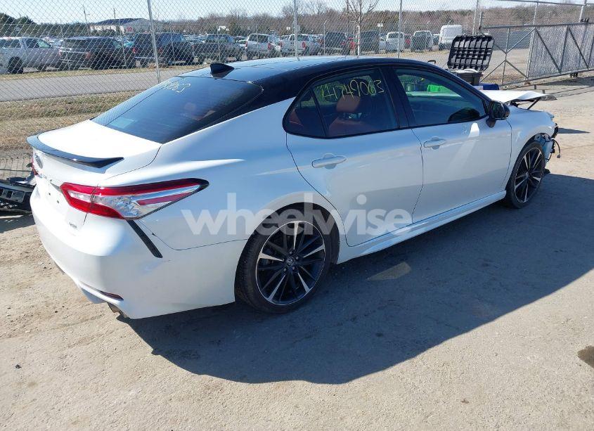 Photo 4 of 2020 Toyota Camry XSE (VIN 4T1K61AK7LU315139)