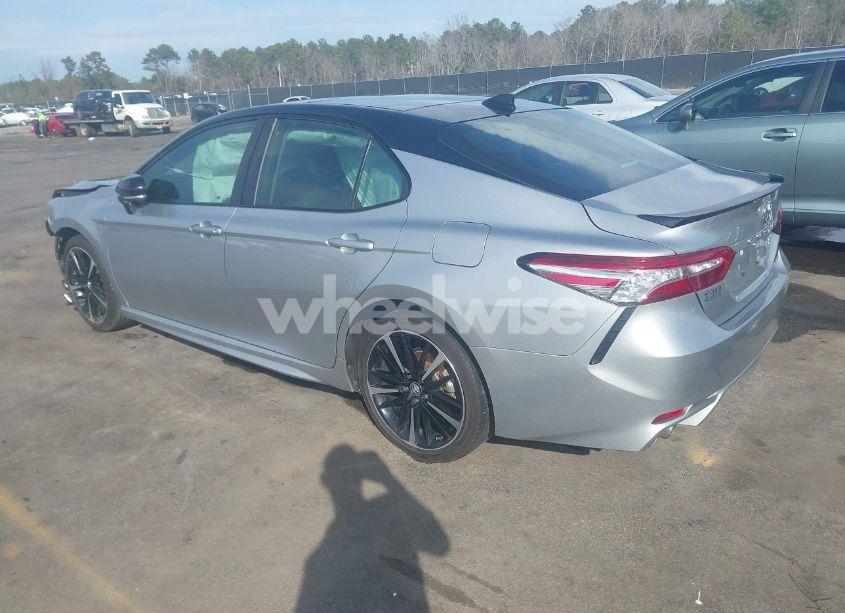 Photo 3 of 2020 Toyota Camry XSE (VIN 4T1K61AK7LU317733)