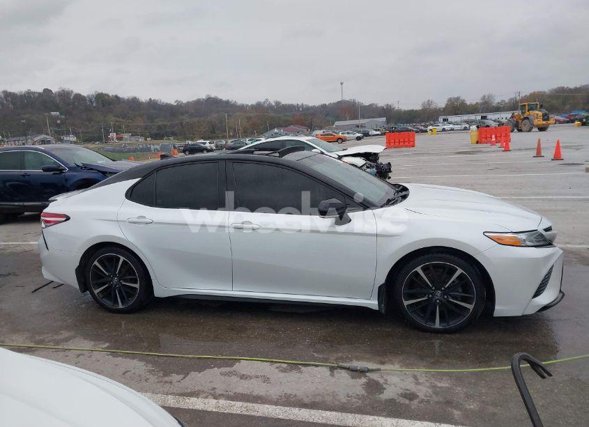 Photo 13 of 2020 Toyota Camry XSE (VIN 4T1K61AK7LU319739)