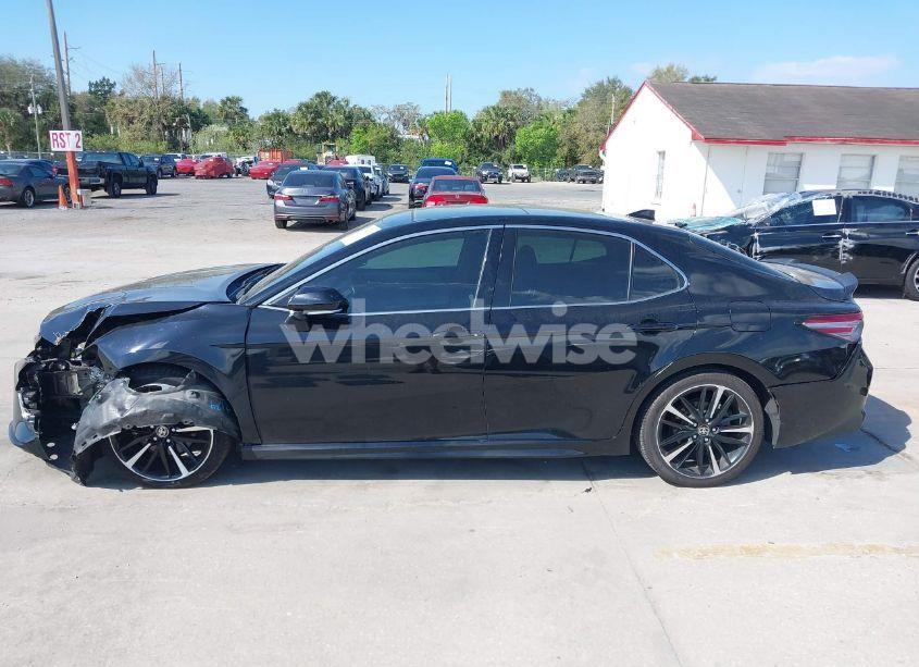 Photo 14 of 2020 Toyota Camry XSE (VIN 4T1K61AK7LU506589)