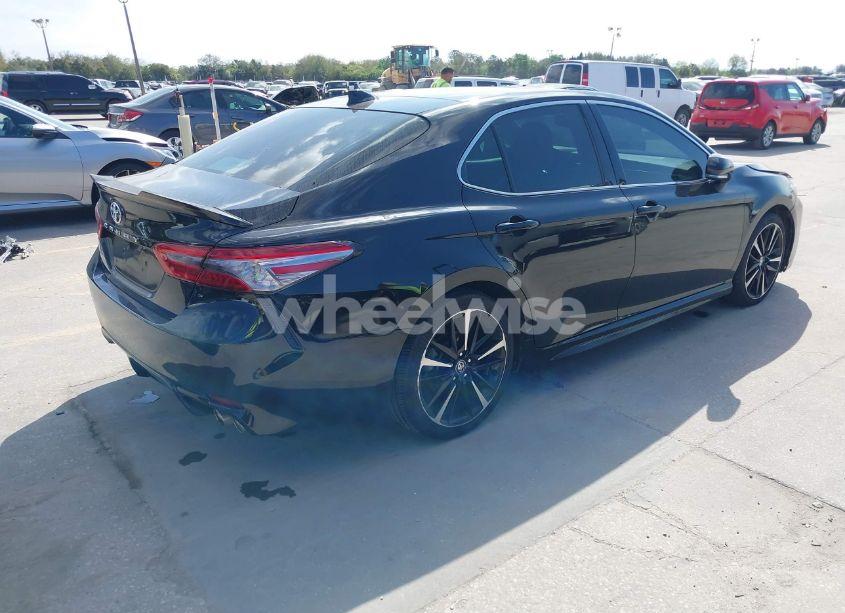 Photo 4 of 2020 Toyota Camry XSE (VIN 4T1K61AK7LU506589)