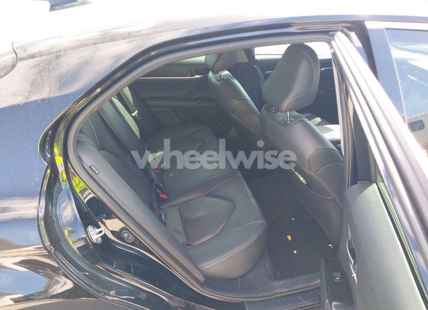 Photo 8 of 2020 Toyota Camry XSE (VIN 4T1K61AK7LU506589)