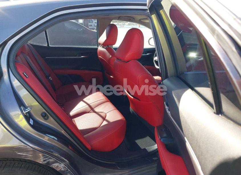 Photo 8 of 2020 Toyota Camry XSE (VIN 4T1K61AK7LU939751)