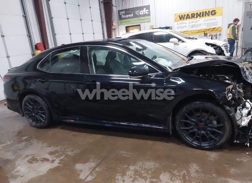 Photo 13 of 2021 Toyota Camry XSE (VIN 4T1K61AK7MU463115)