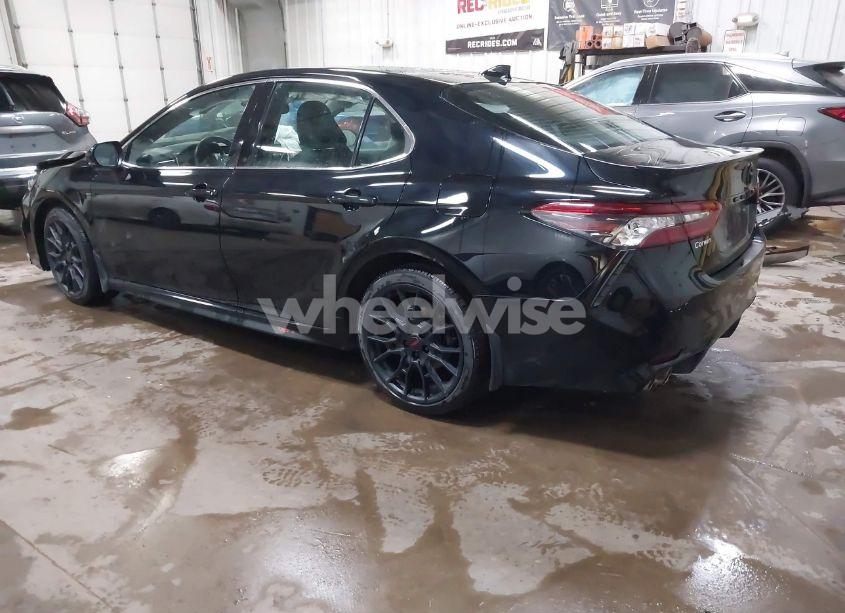 Photo 3 of 2021 Toyota Camry XSE (VIN 4T1K61AK7MU463115)