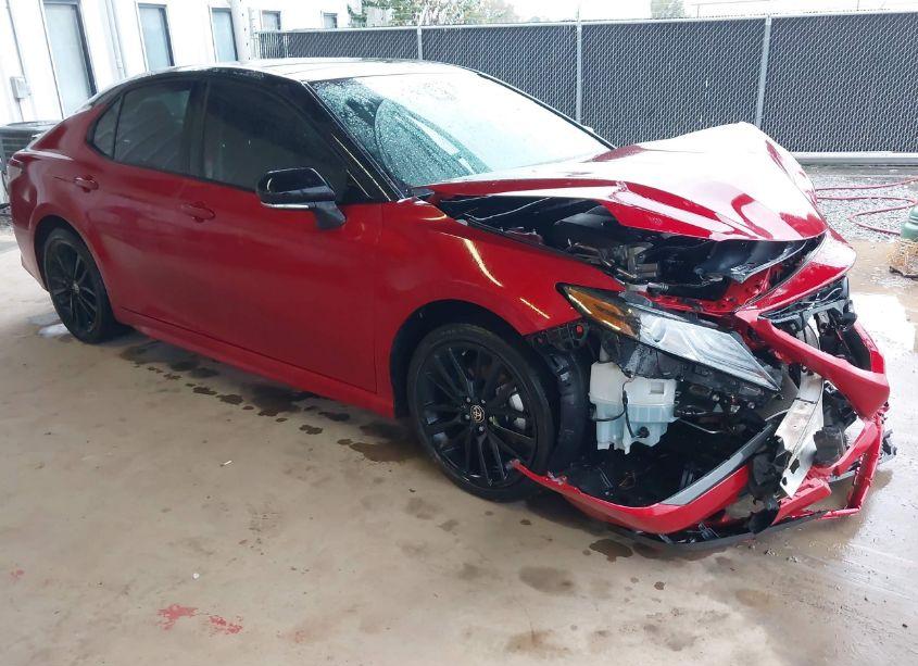 2021 Toyota Camry XSE (VIN 4T1K61AK7MU466144) main photo