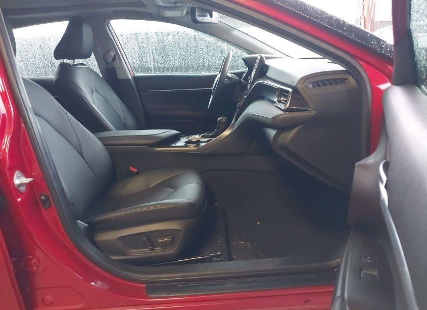 Photo 5 of 2021 Toyota Camry XSE (VIN 4T1K61AK7MU466144)