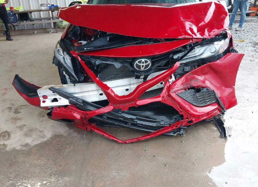 Photo 6 of 2021 Toyota Camry XSE (VIN 4T1K61AK7MU466144)