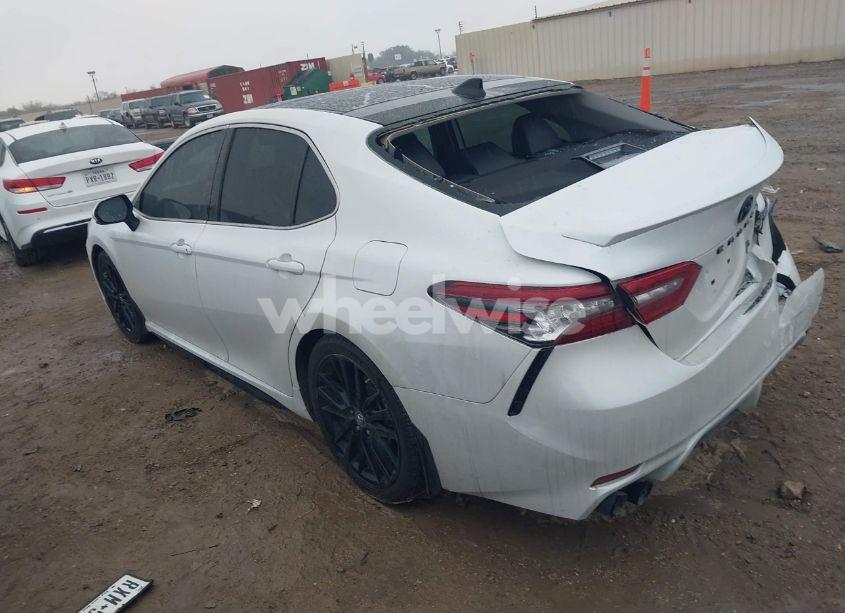 Photo 3 of 2021 Toyota Camry XSE (VIN 4T1K61AK7MU521207)