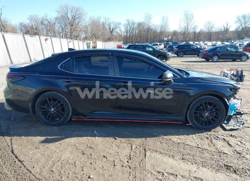 Photo 13 of 2021 Toyota Camry XSE (VIN 4T1K61AK7MU595582)