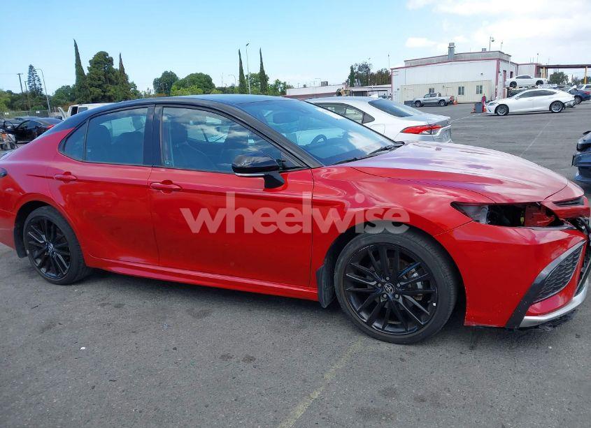 Photo 14 of 2022 Toyota Camry XSE (VIN 4T1K61AK7NU035255)