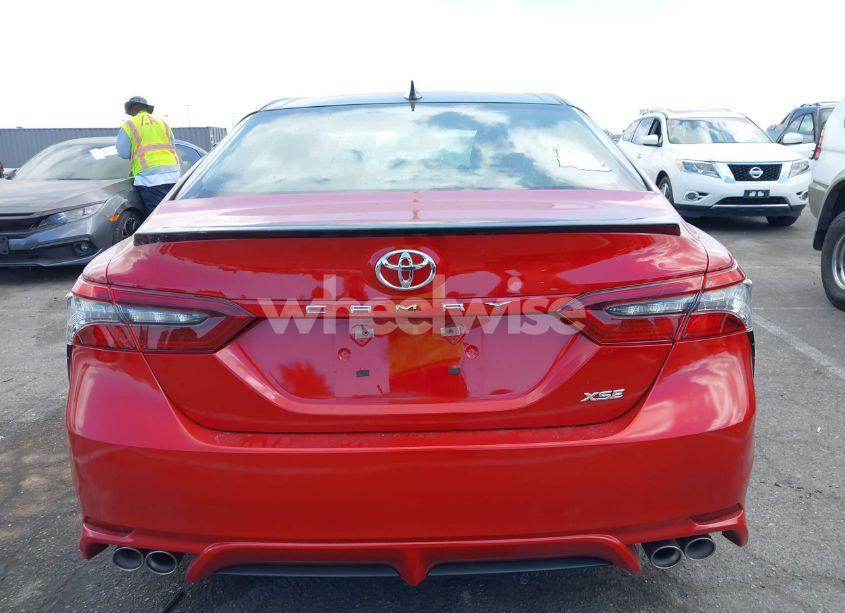 Photo 17 of 2022 Toyota Camry XSE (VIN 4T1K61AK7NU035255)