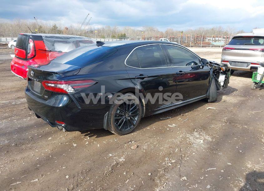 Photo 4 of 2022 Toyota Camry XSE (VIN 4T1K61AK7NU048894)