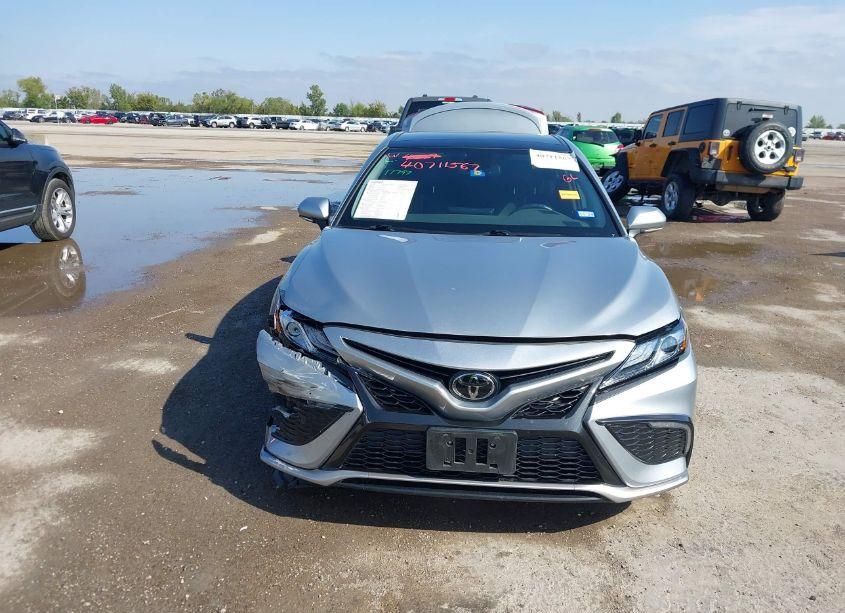 Photo 13 of 2022 Toyota Camry XSE (VIN 4T1K61AK7NU070202)