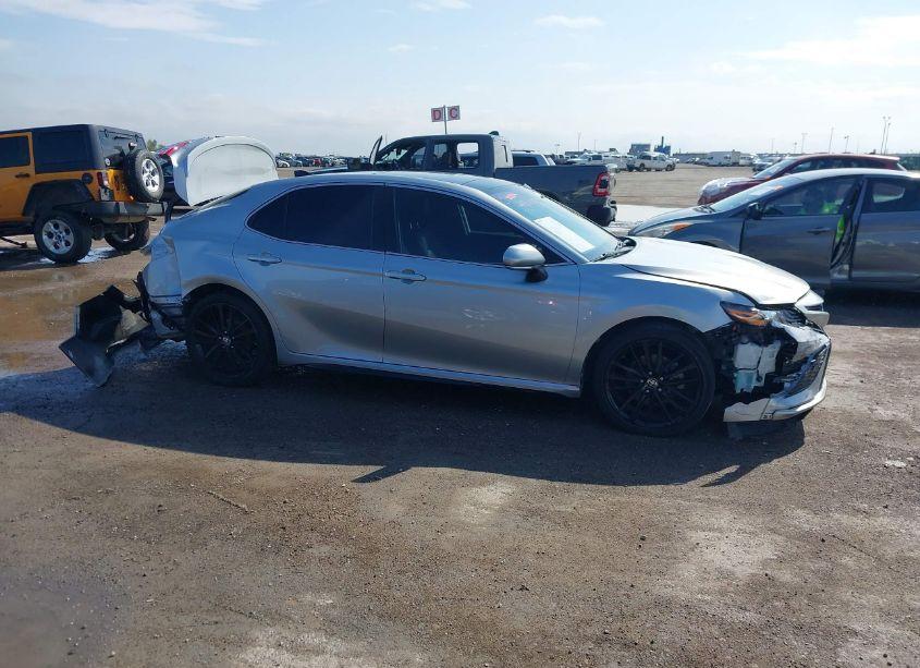 Photo 14 of 2022 Toyota Camry XSE (VIN 4T1K61AK7NU070202)