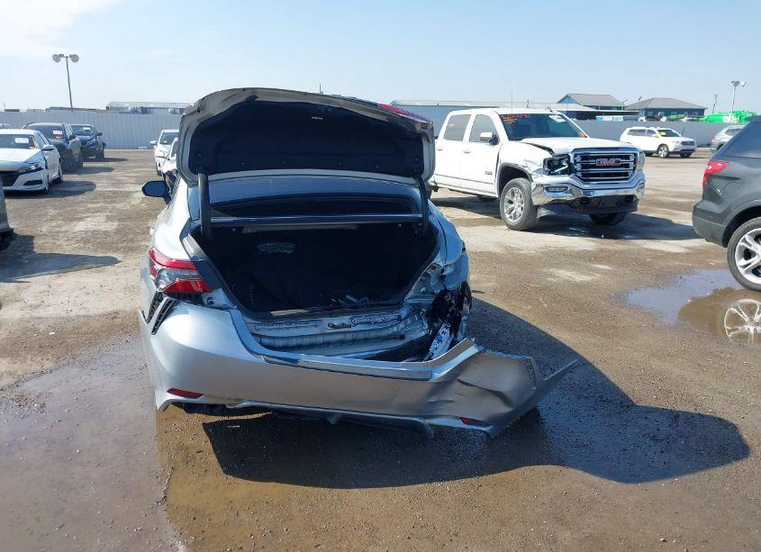 Photo 17 of 2022 Toyota Camry XSE (VIN 4T1K61AK7NU070202)