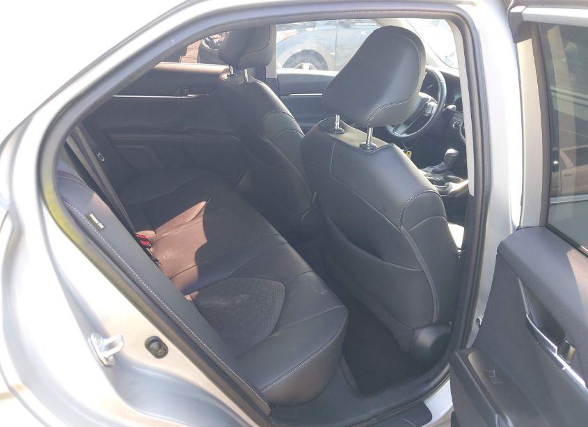 Photo 8 of 2022 Toyota Camry XSE (VIN 4T1K61AK7NU070202)