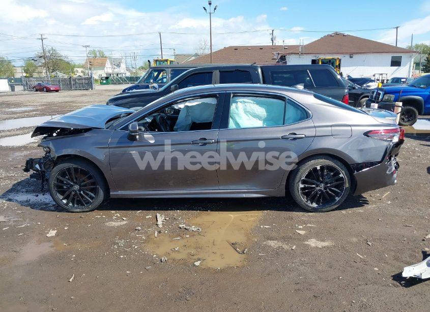 Photo 14 of 2023 Toyota Camry XSE (VIN 4T1K61AK7PU780770)