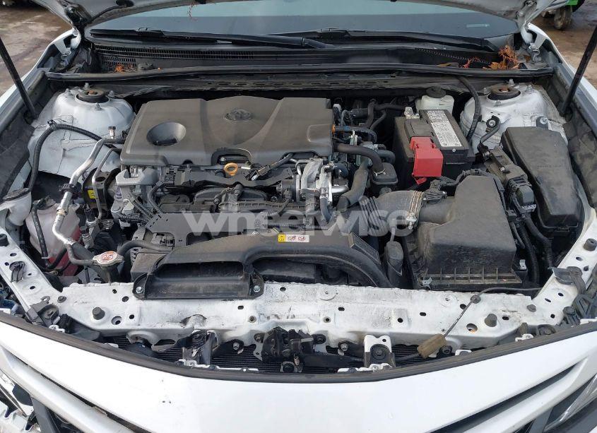 Photo 10 of 2020 Toyota Camry XSE (VIN 4T1K61AK8LU335352)