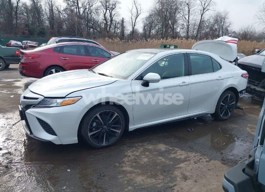 Photo 14 of 2020 Toyota Camry XSE (VIN 4T1K61AK8LU335352)