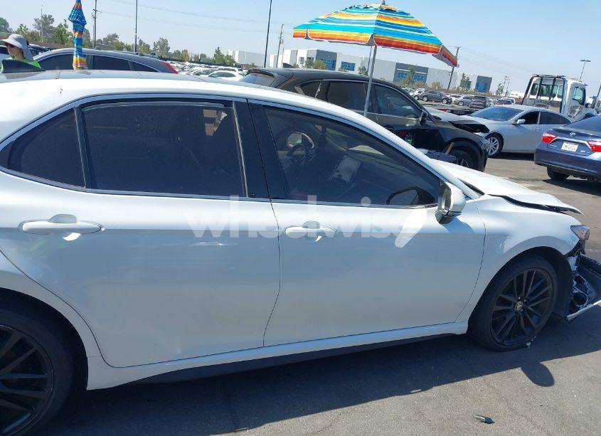 Photo 13 of 2021 Toyota Camry XSE (VIN 4T1K61AK8MU591962)