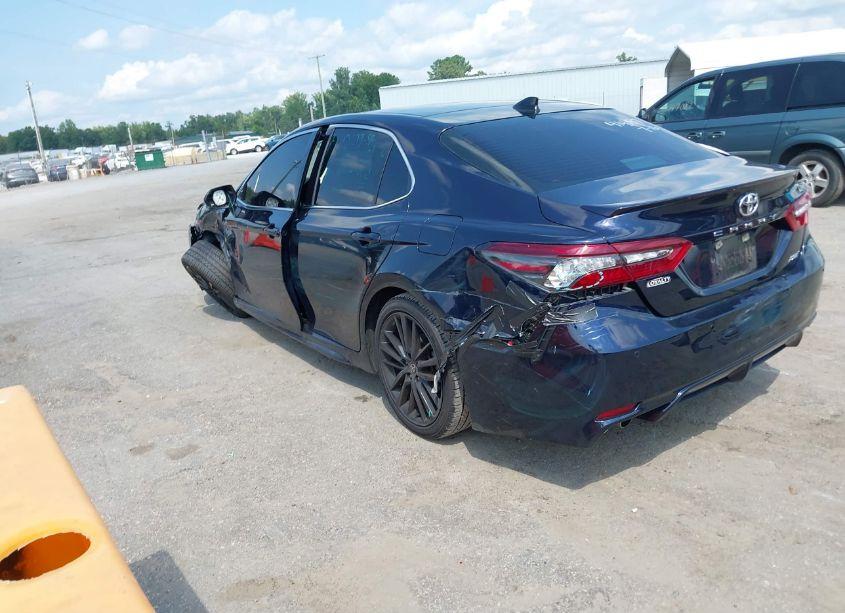 Photo 3 of 2021 Toyota Camry XSE (VIN 4T1K61AK8MU600434)