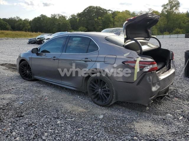 Photo 2 of 2022 TOYOTA CAMRY XSE (VIN 4T1K61AK8NU034521)