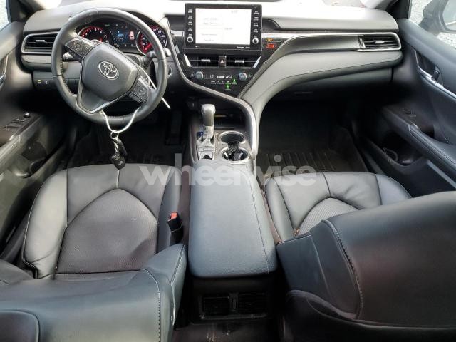 Photo 3 of 2022 TOYOTA CAMRY XSE (VIN 4T1K61AK8NU034521)