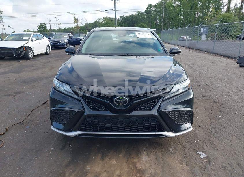Photo 12 of 2022 Toyota Camry XSE (VIN 4T1K61AK8NU074260)