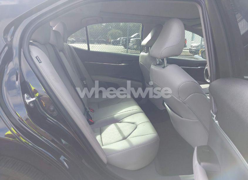 Photo 8 of 2022 Toyota Camry XSE (VIN 4T1K61AK8NU074260)