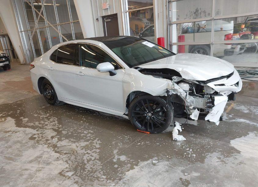 2023 Toyota Camry XSE (VIN 4T1K61AK8PU127770) main photo