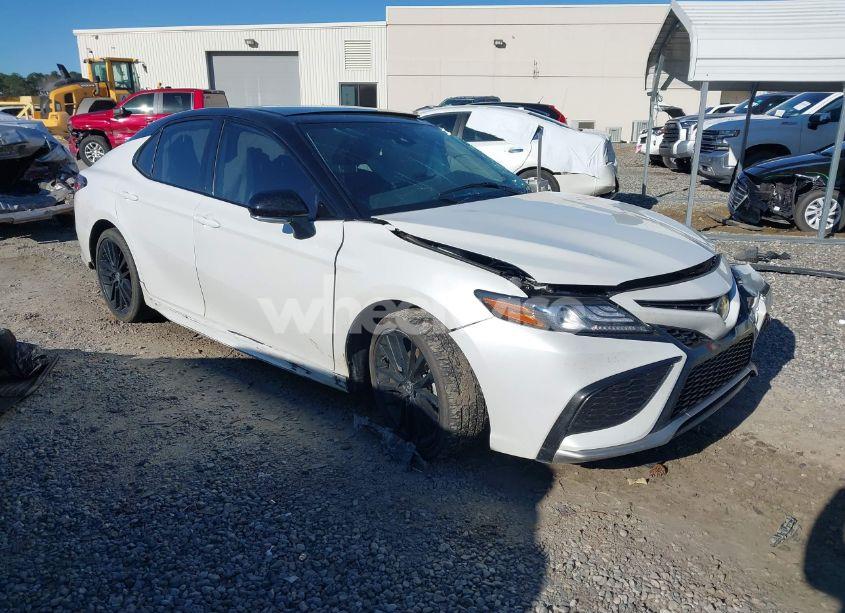 2024 Toyota Camry XSE (VIN 4T1K61AK8RU260760) main photo