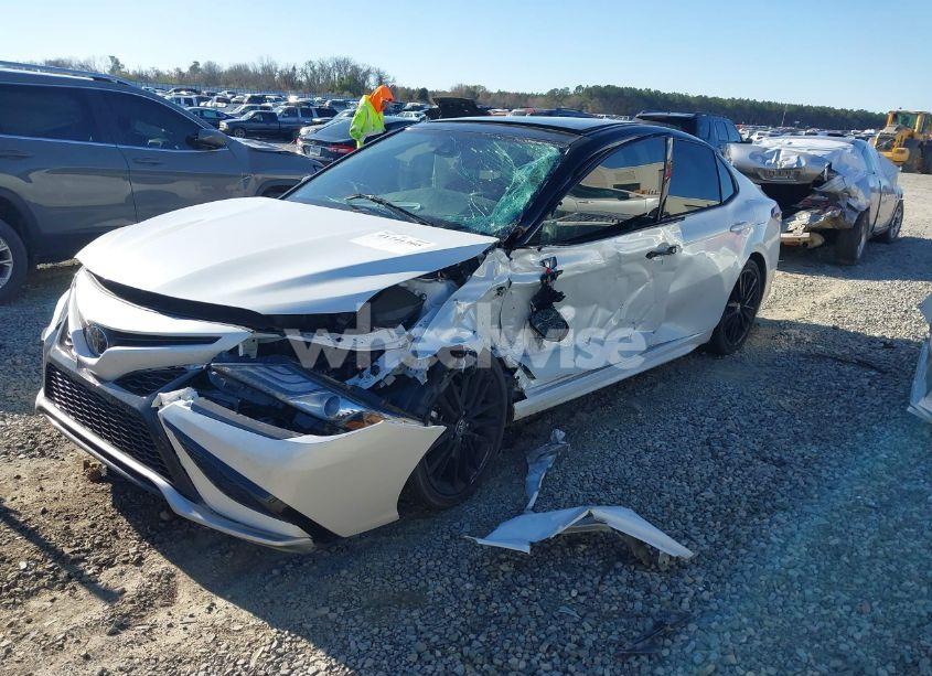 Photo 2 of 2024 Toyota Camry XSE (VIN 4T1K61AK8RU260760)