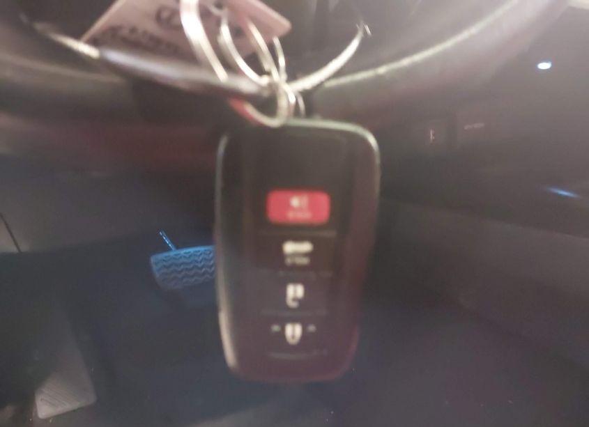 Photo 11 of 2020 Toyota Camry XSE (VIN 4T1K61AK9LU393146)