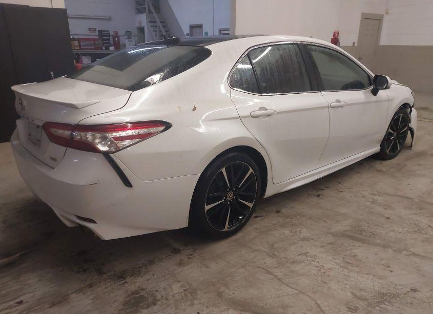 Photo 4 of 2020 Toyota Camry XSE (VIN 4T1K61AK9LU393146)