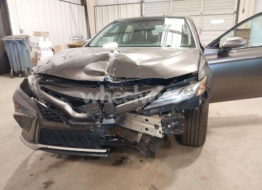 Photo 6 of 2021 Toyota Camry XSE (VIN 4T1K61AK9MU425871)