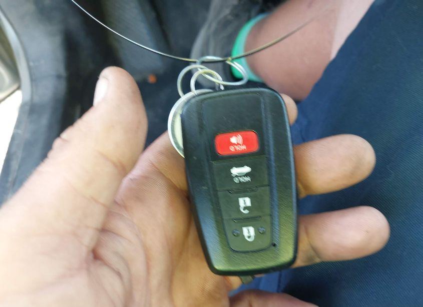 Photo 11 of 2021 Toyota Camry XSE (VIN 4T1K61AK9MU440189)