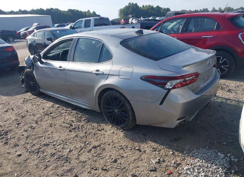 Photo 3 of 2021 Toyota Camry XSE (VIN 4T1K61AK9MU440189)
