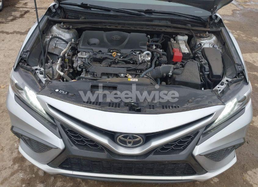 Photo 10 of 2021 Toyota Camry XSE (VIN 4T1K61AK9MU489277)
