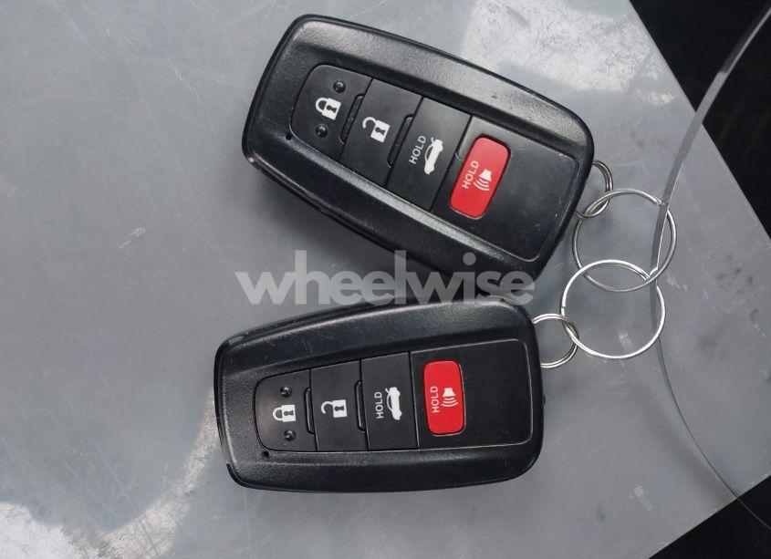 Photo 11 of 2021 Toyota Camry XSE (VIN 4T1K61AK9MU489277)