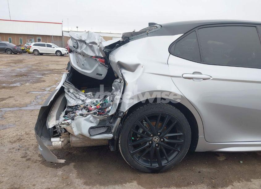 Photo 6 of 2021 Toyota Camry XSE (VIN 4T1K61AK9MU489277)