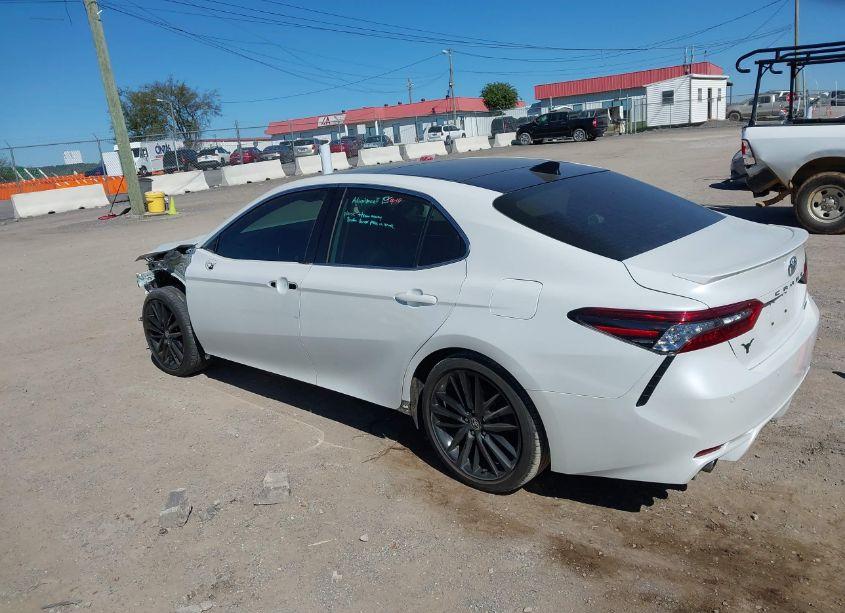 Photo 15 of 2021 Toyota Camry XSE (VIN 4T1K61AK9MU522861)